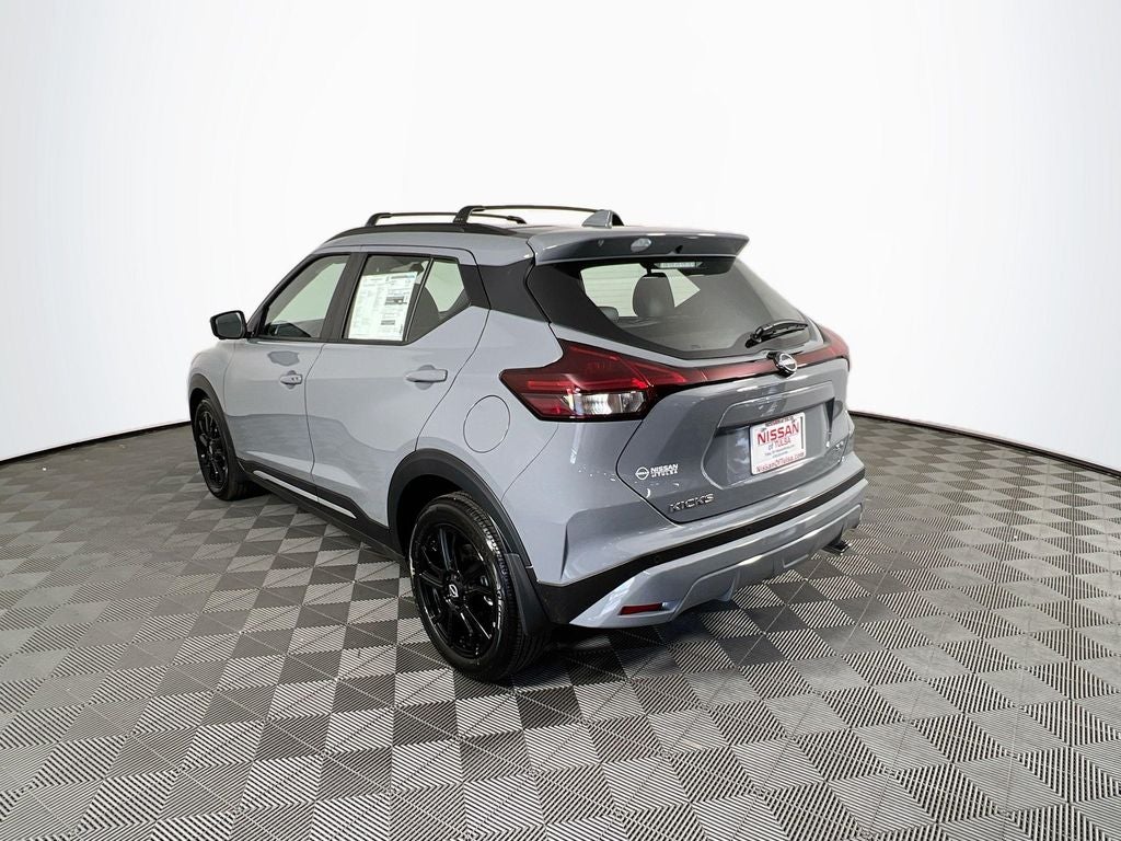 2024 Nissan Kicks SR