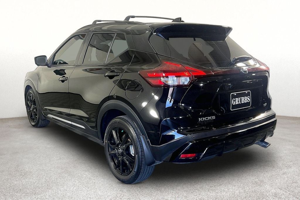 2024 Nissan Kicks SR
