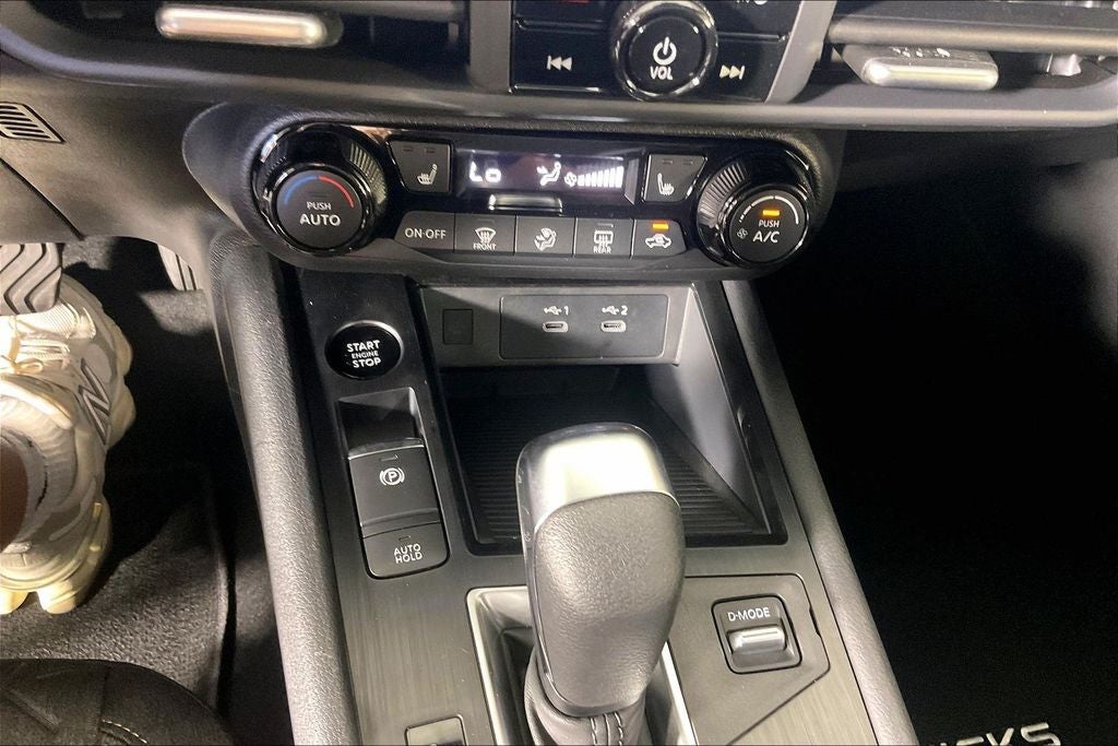 2027 Nissan Kicks SV