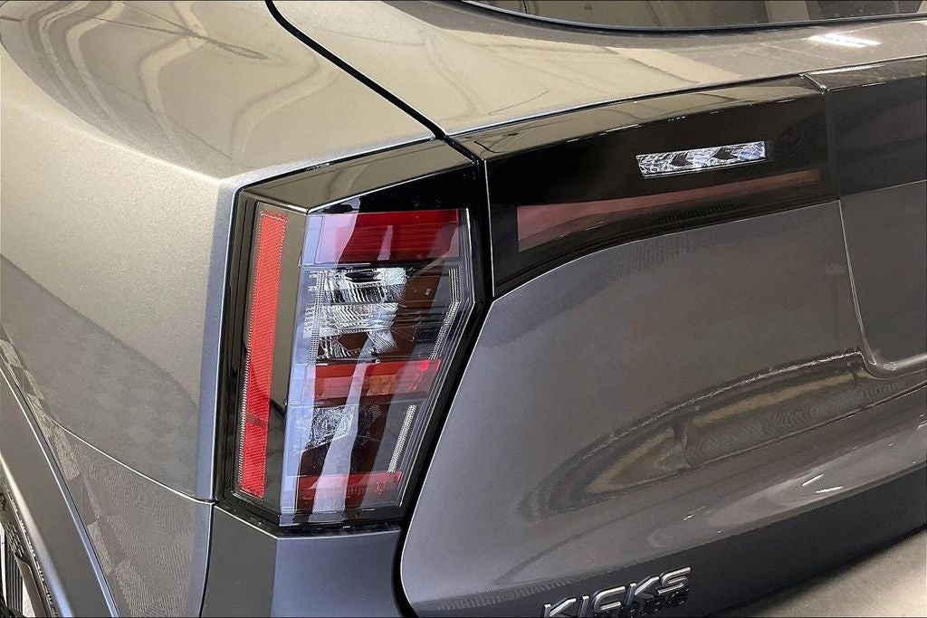 2027 Nissan Kicks SV