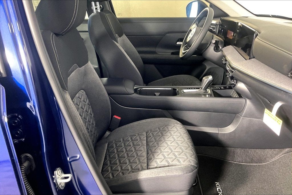 2027 Nissan Kicks SV