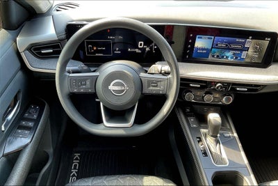 2025 Nissan Kicks SV
