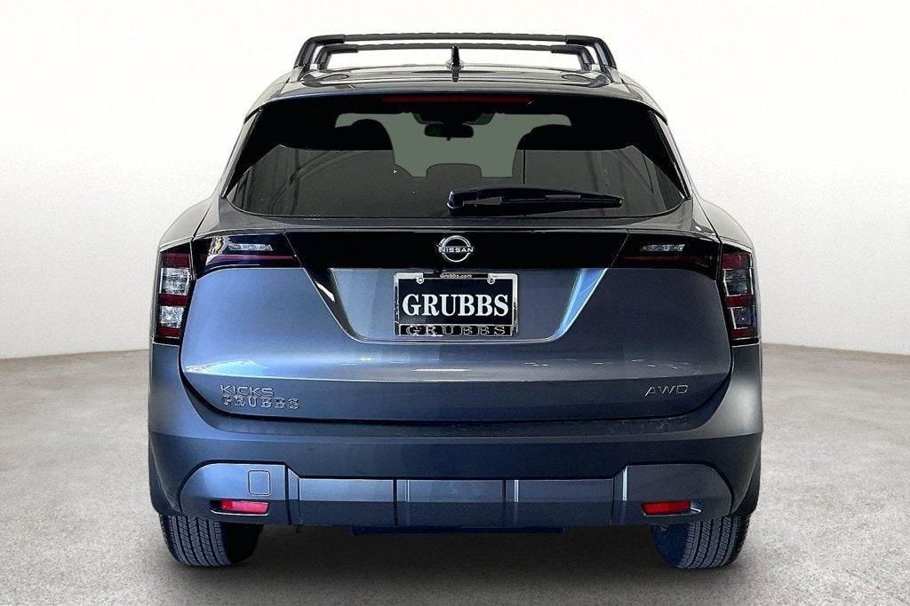 2027 Nissan Kicks SV