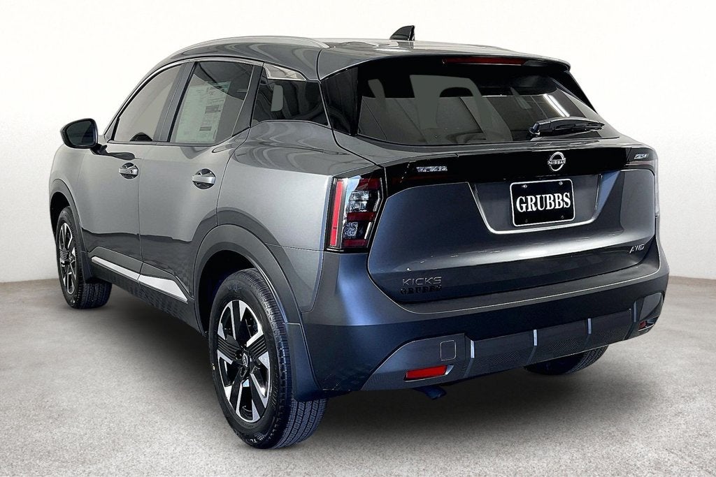 2027 Nissan Kicks SV
