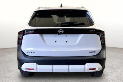 2027 Nissan Kicks SV