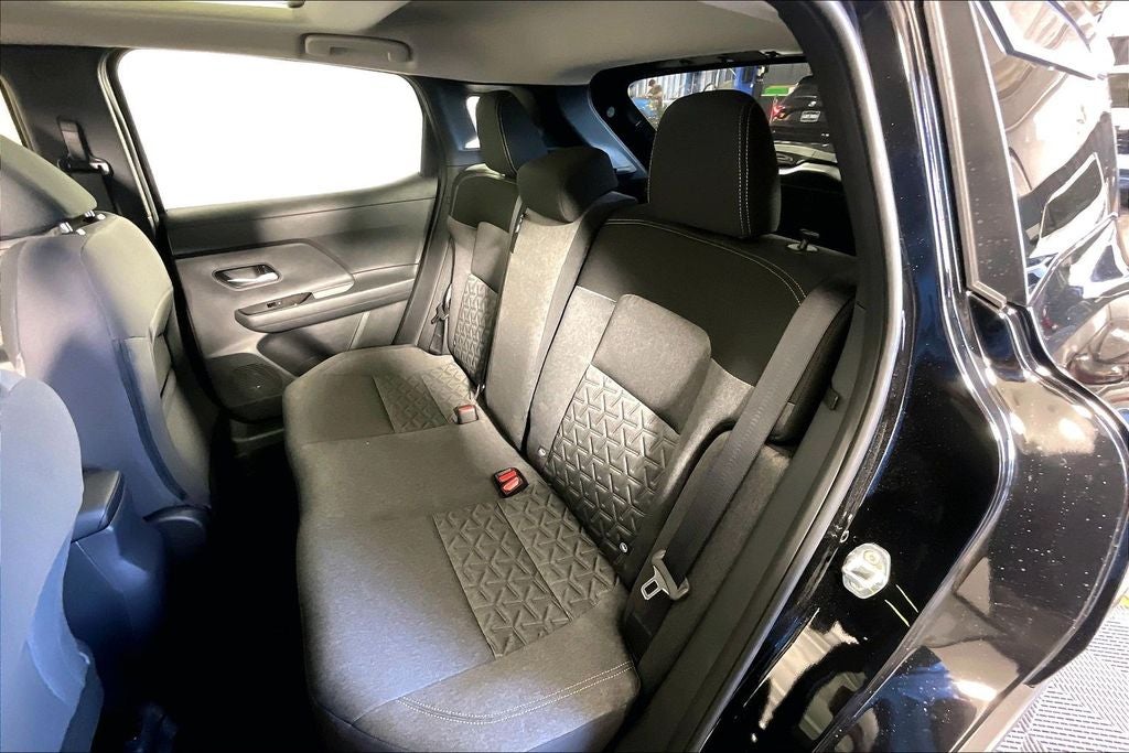 2027 Nissan Kicks SV