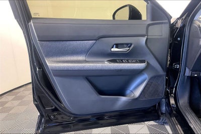 2027 Nissan Kicks SV