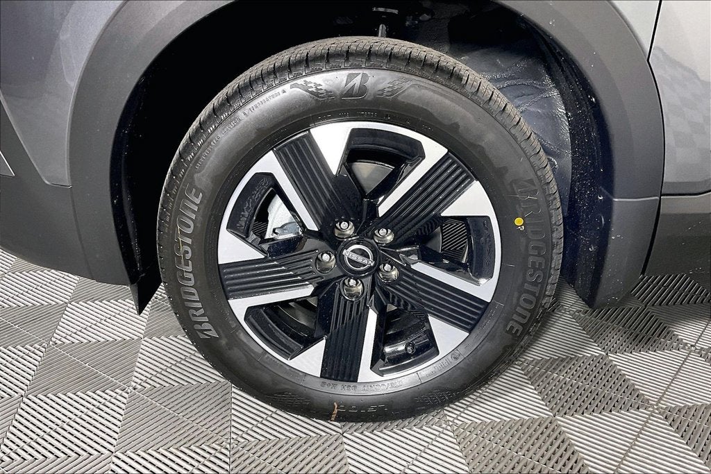 2027 Nissan Kicks SV