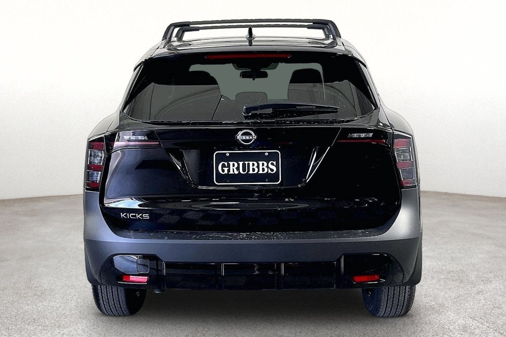 2027 Nissan Kicks SV