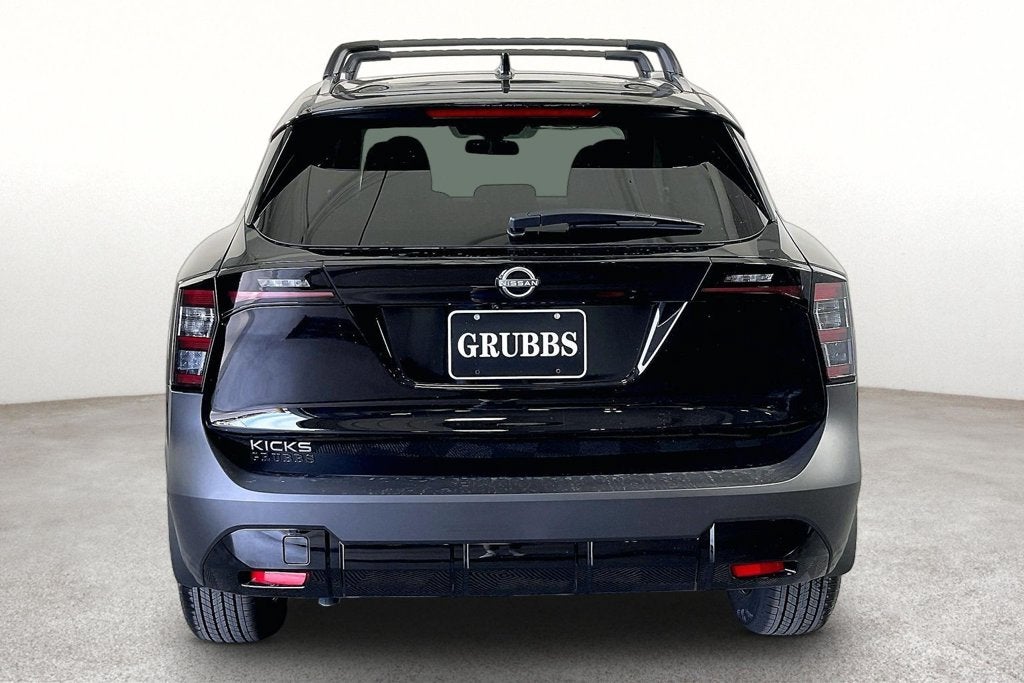 2027 Nissan Kicks SV