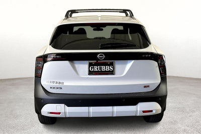 2025 Nissan Kicks SR