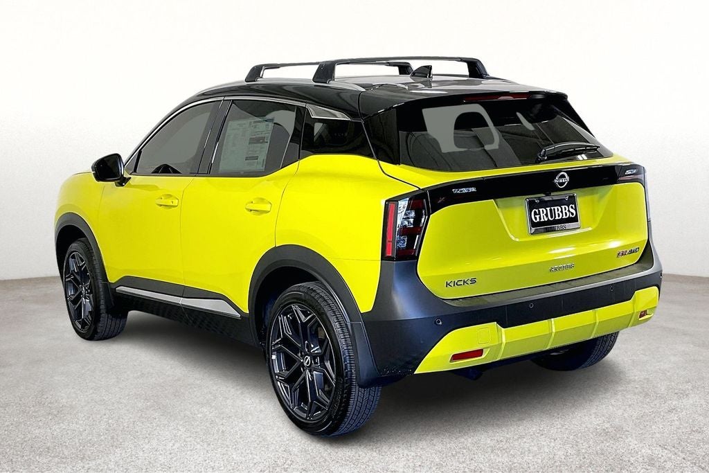 2026 Nissan Kicks SR