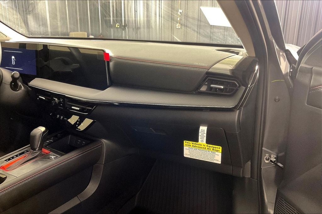 2027 Nissan Kicks SR