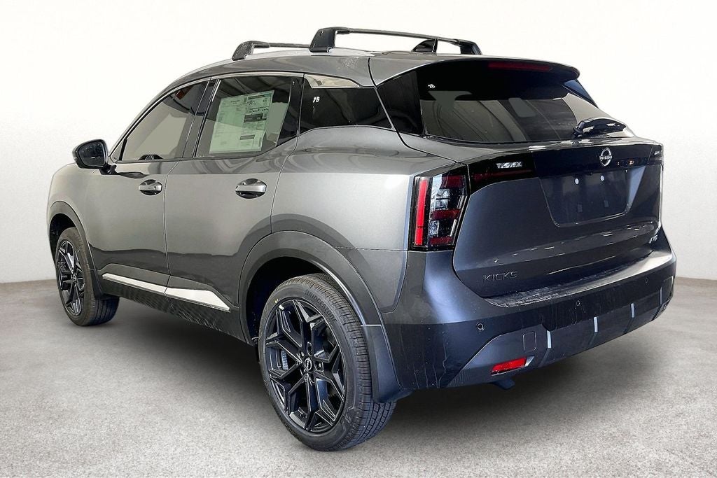 2027 Nissan Kicks SR