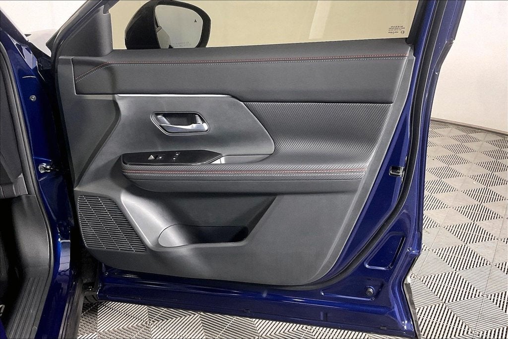 2027 Nissan Kicks SR