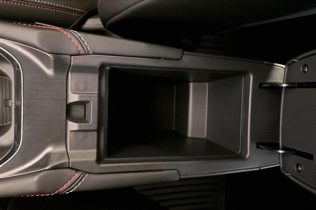 2027 Nissan Kicks SR