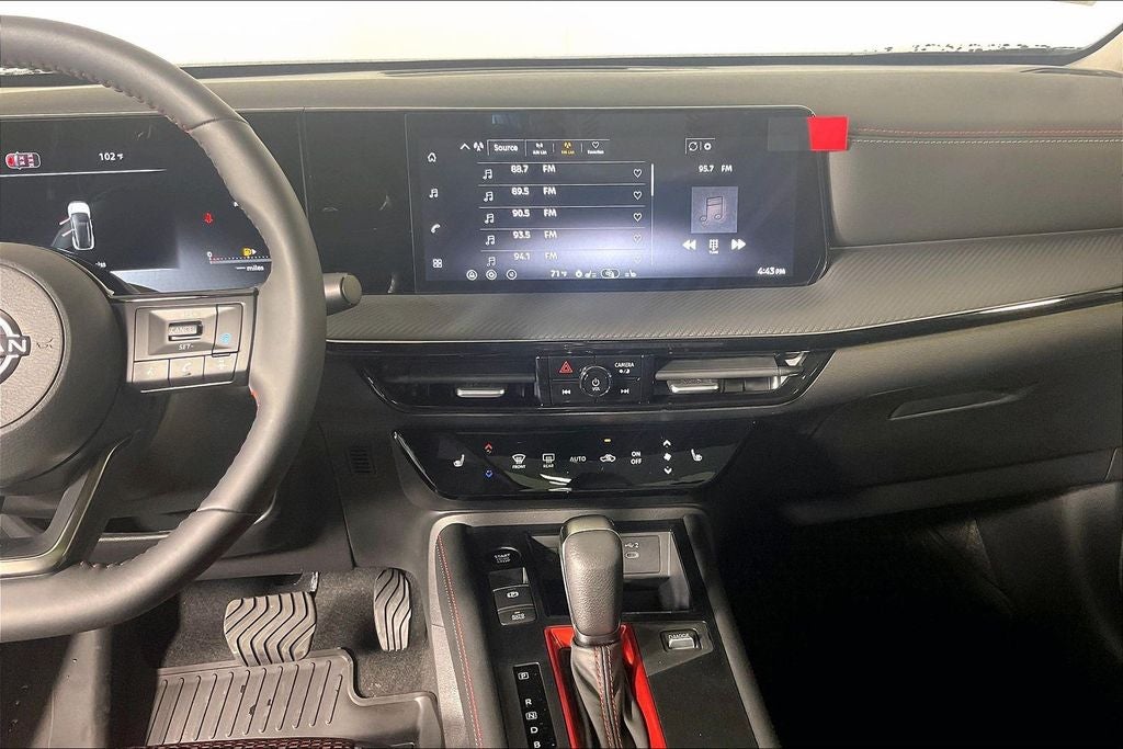 2027 Nissan Kicks SR