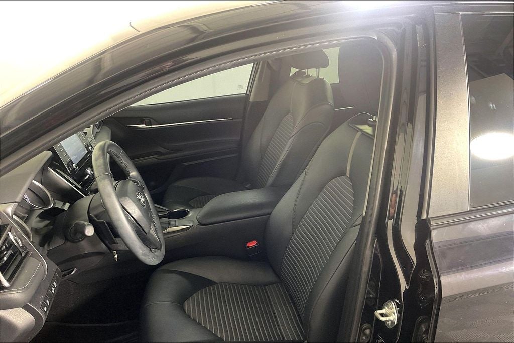 2023 Toyota Camry SE Nightshade