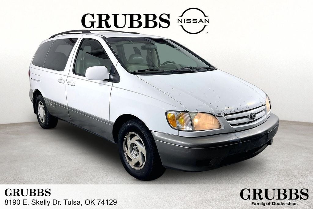 2003 Toyota Sienna LE