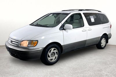 2003 Toyota Sienna LE