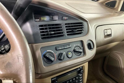 2003 Toyota Sienna LE