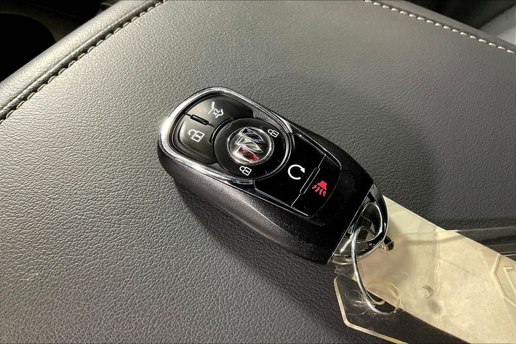 2022 Buick Enclave Essence