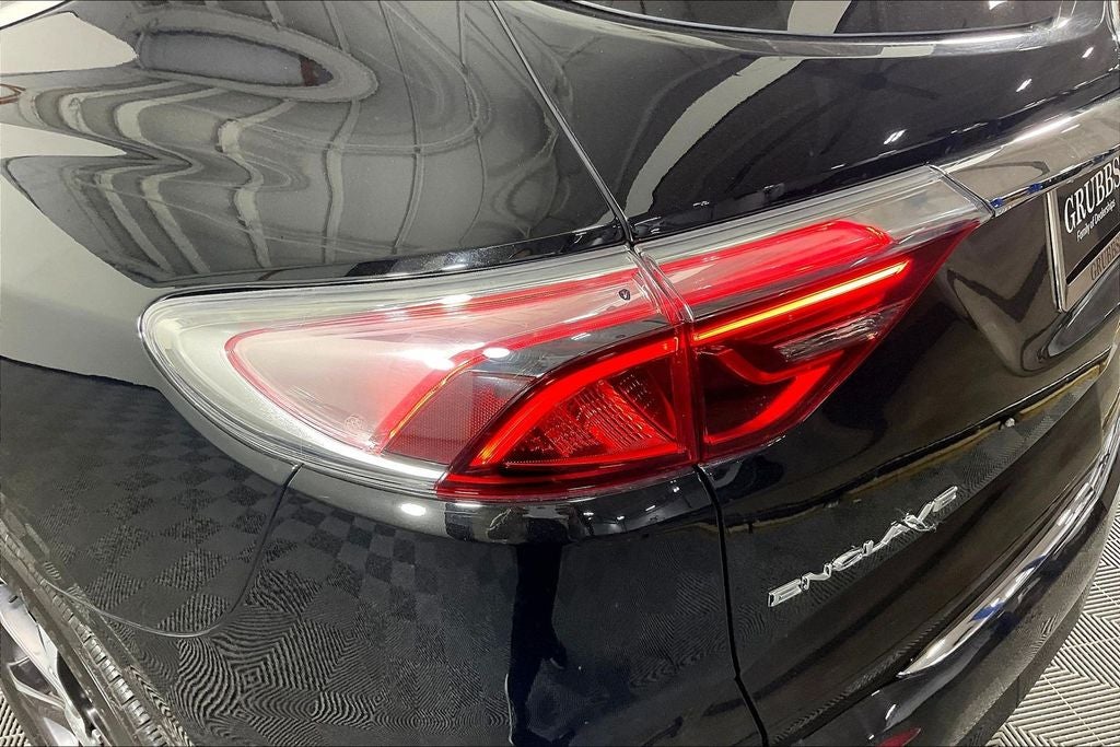 2022 Buick Enclave Essence