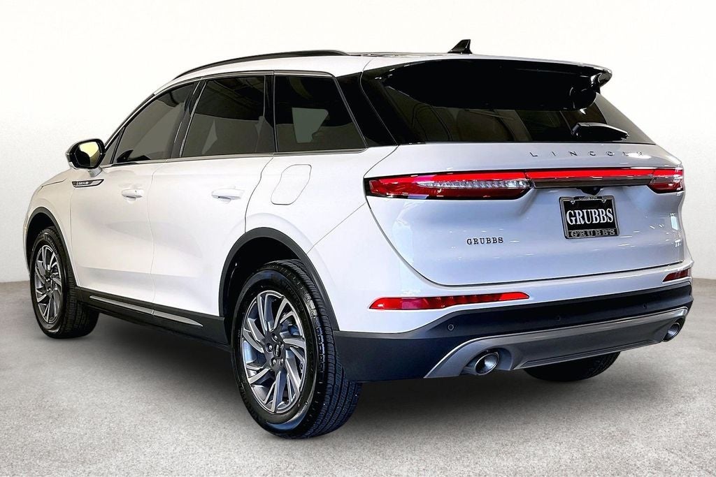 2026 Lincoln Corsair Premiere W/ Panoramic Sunroof