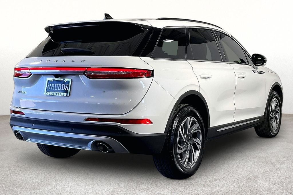 2026 Lincoln Corsair Premiere W/ Panoramic Sunroof