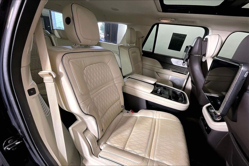 2020 Lincoln Navigator Black Label