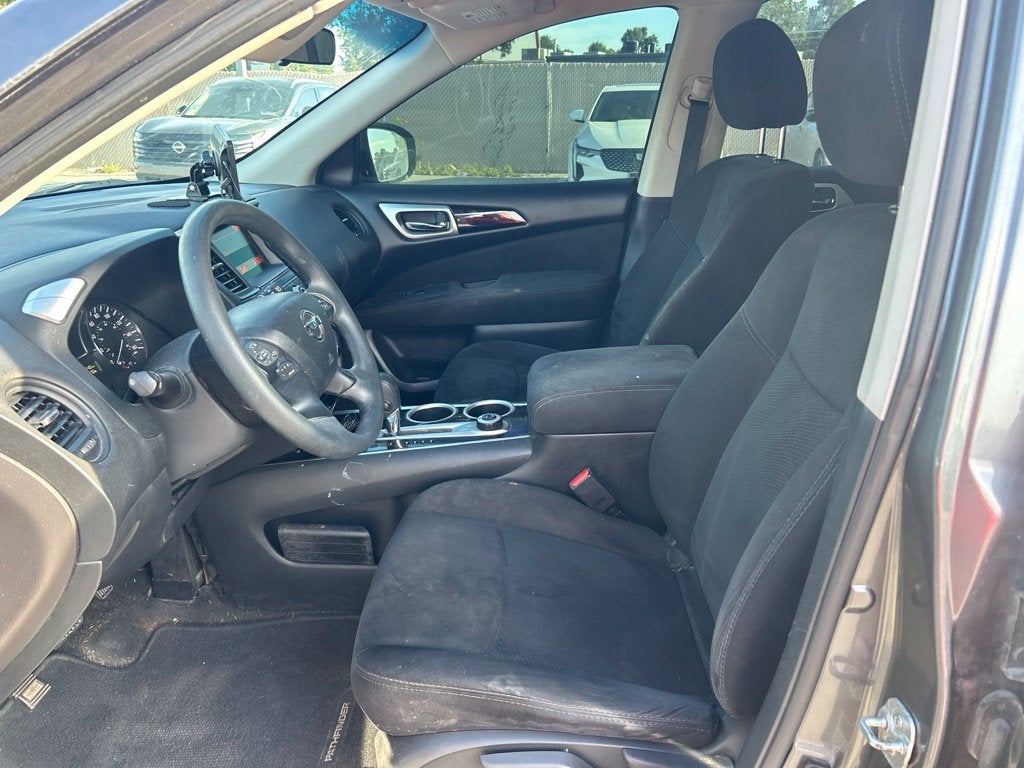 2015 Nissan Pathfinder S
