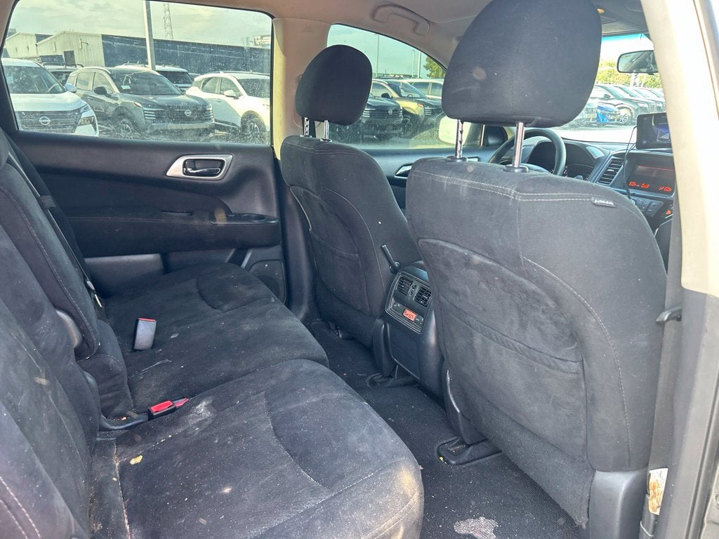2015 Nissan Pathfinder S