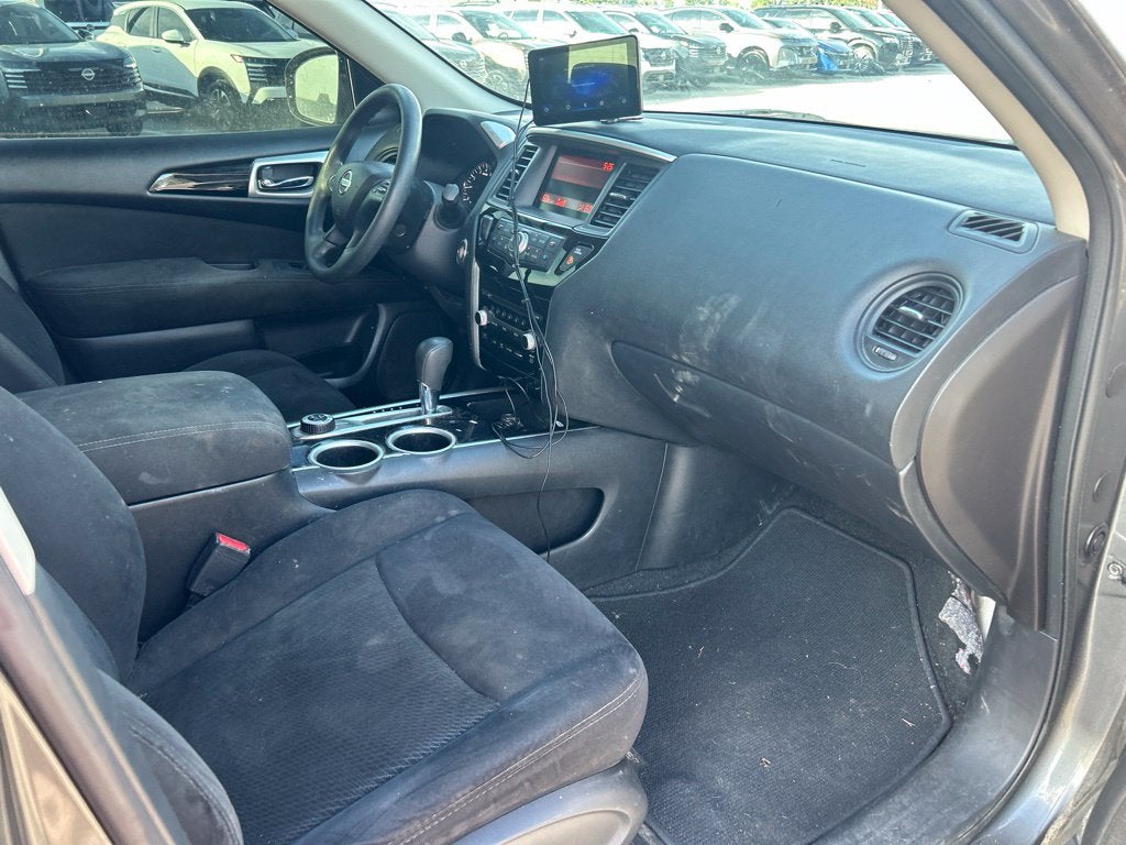 2015 Nissan Pathfinder S