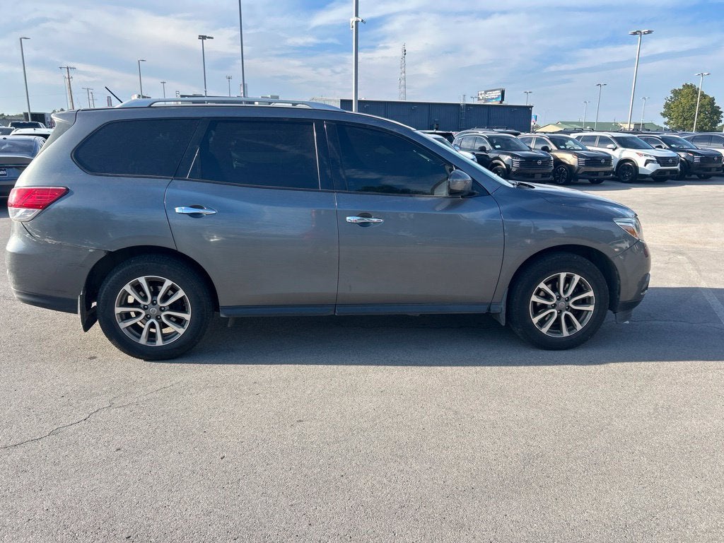 2015 Nissan Pathfinder S
