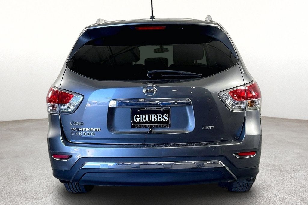 2015 Nissan Pathfinder S