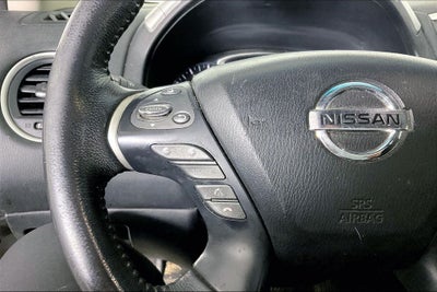 2015 Nissan Pathfinder SV