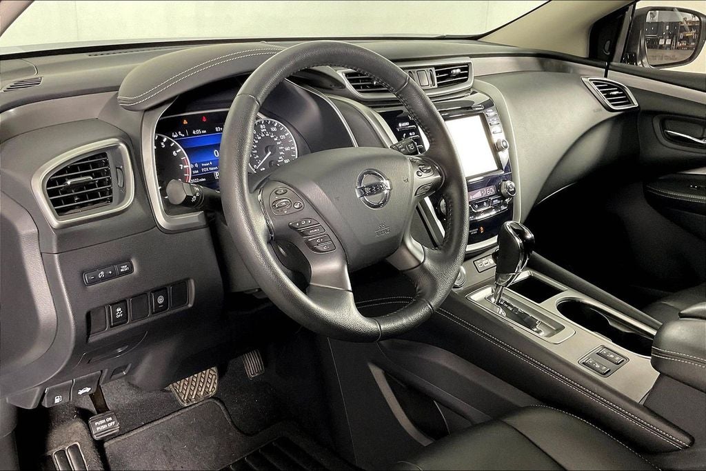 2022 Nissan Murano SV