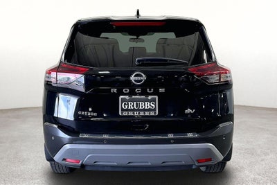 2022 Nissan Rogue SV
