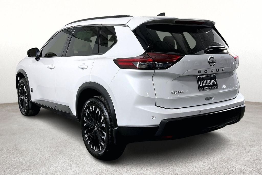 2026 Nissan Rogue Dark Armor™