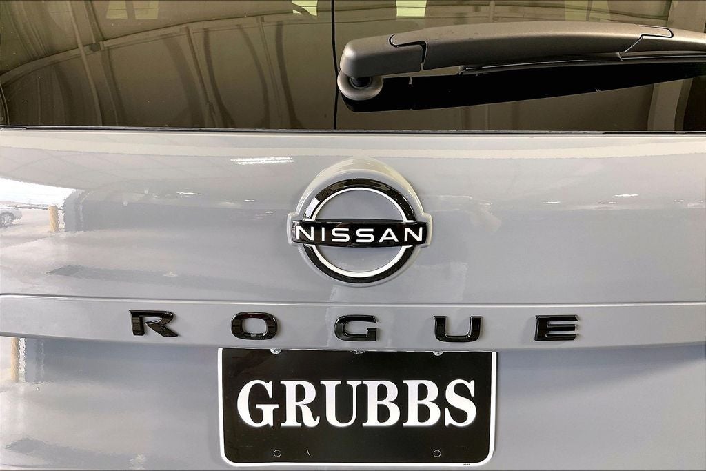 2026 Nissan Rogue Dark Armor™