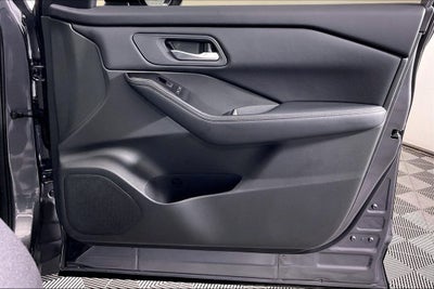 2027 Nissan Rogue SV