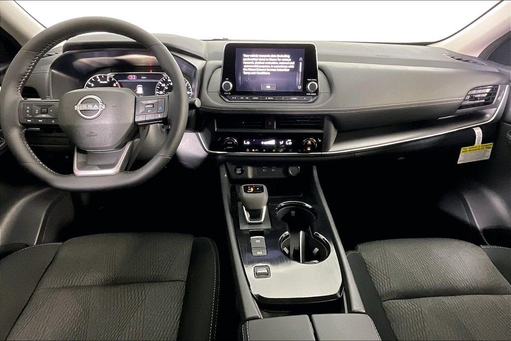 2027 Nissan Rogue SV