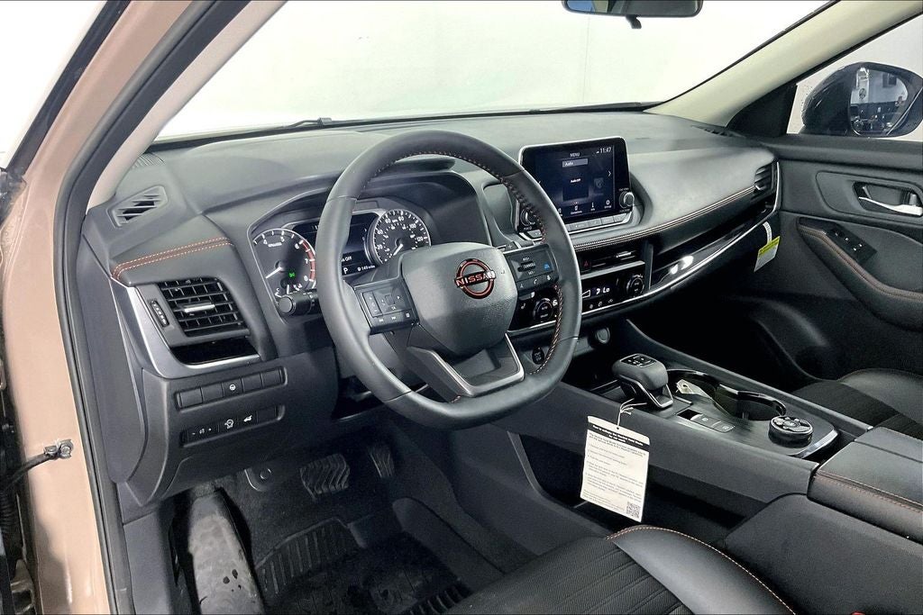 2025 Nissan Rogue Rock Creek®