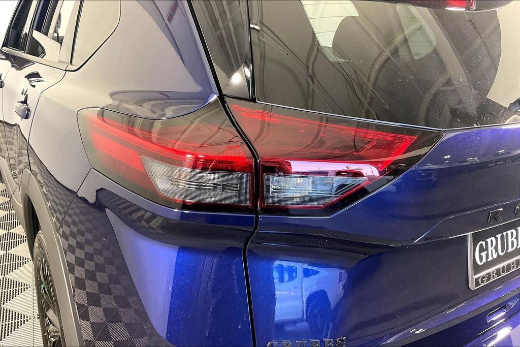 2026 Nissan Rogue Dark Armor™