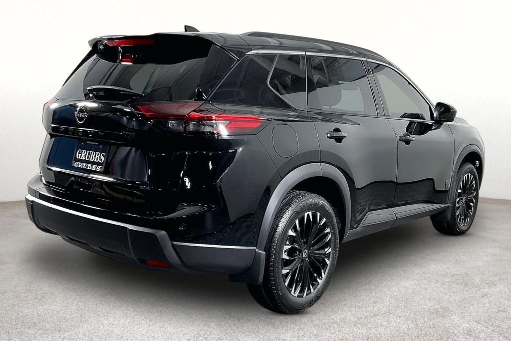 2026 Nissan Rogue Dark Armor™
