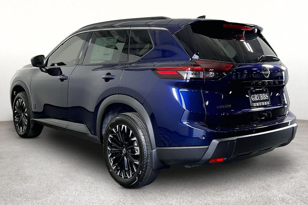 2026 Nissan Rogue Dark Armor™