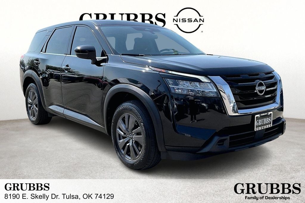 2022 Nissan Pathfinder S
