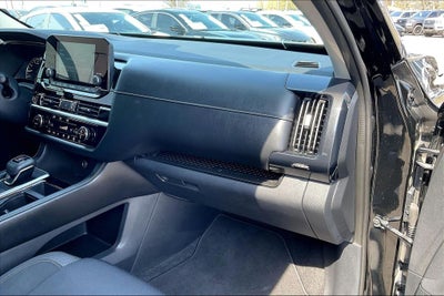 2022 Nissan Pathfinder S