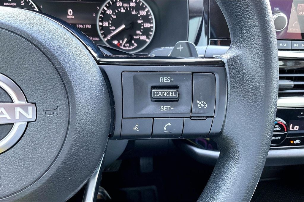 2022 Nissan Pathfinder S