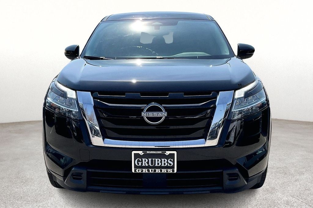 2022 Nissan Pathfinder S